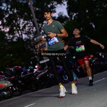 Runner Photo 4099105