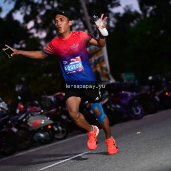 Runner Photo 4099111