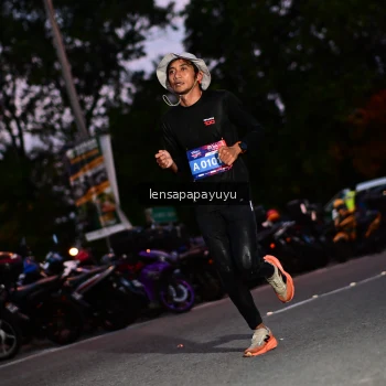 Runner Photo 4099112