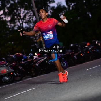 Runner Photo 4099113