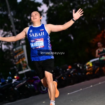 Runner Photo 4099136