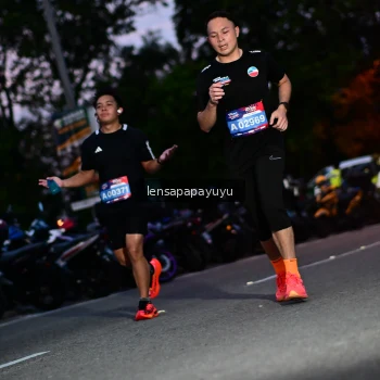Runner Photo 4099150