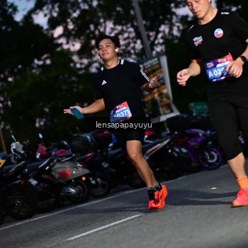 Runner Photo 4099152