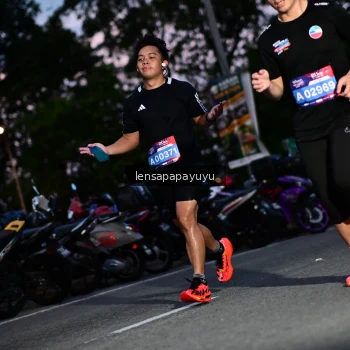 Runner Photo 4099158