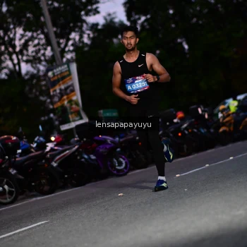 Runner Photo 4099160