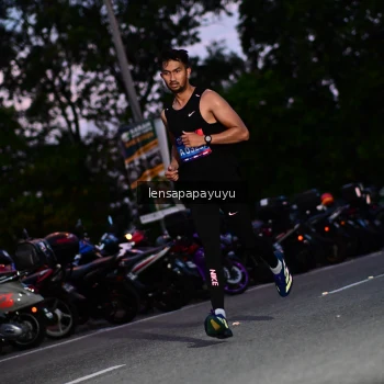 Runner Photo 4099161
