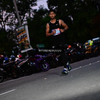Runner Photo 4099163