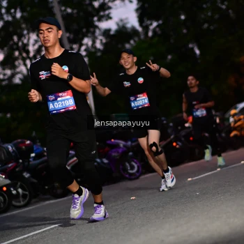 Runner Photo 4099178