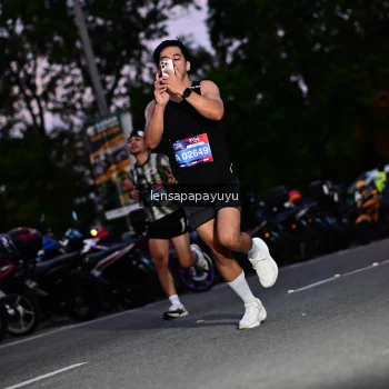 Runner Photo 4099195