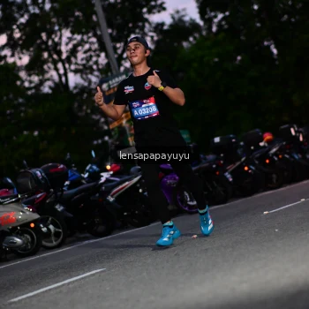 Runner Photo 4099197