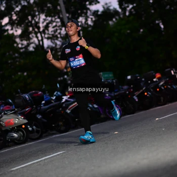Runner Photo 4099200