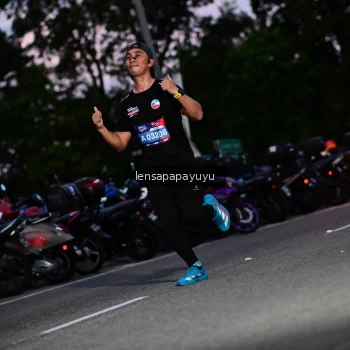 Runner Photo 4099202