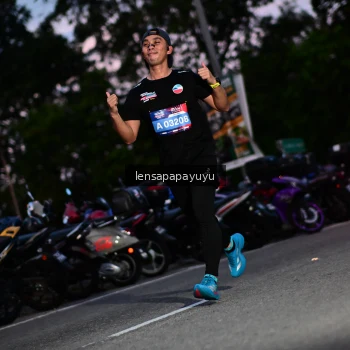 Runner Photo 4099209