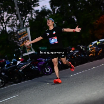 Runner Photo 4099247