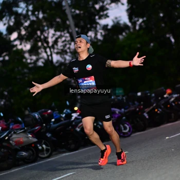 Runner Photo 4099262