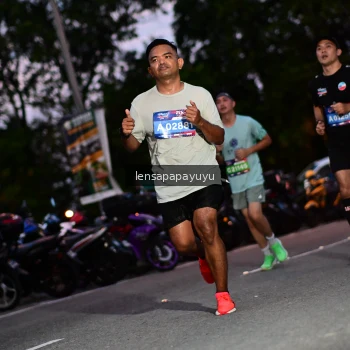 Runner Photo 4099270