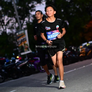 Runner Photo 4099296