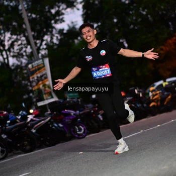 Runner Photo 4099300