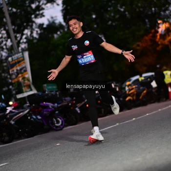 Runner Photo 4099301