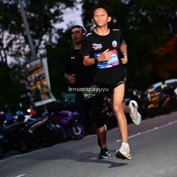 Runner Photo 4099303