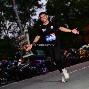Runner Photo 4099304