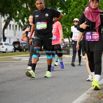 Runner Photo 4099310