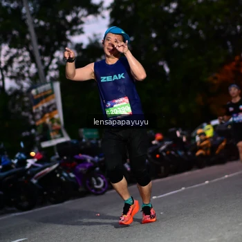 Runner Photo 4099313