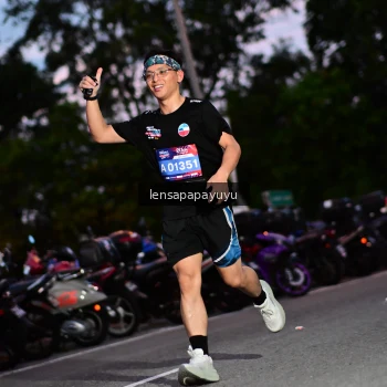 Runner Photo 4099330