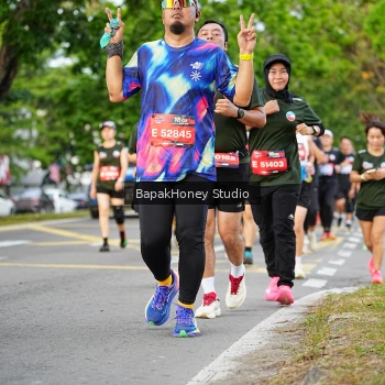 Runner Photo 4099351