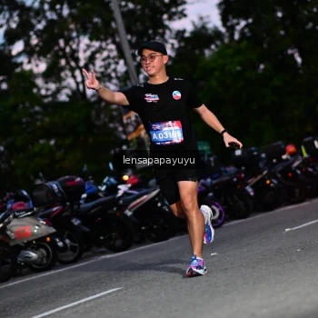 Runner Photo 4099365