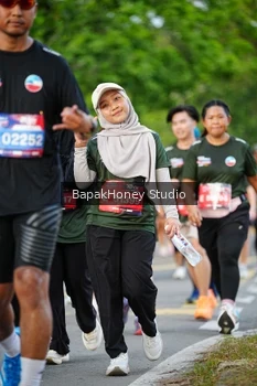 Runner Photo 4099366