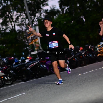 Runner Photo 4099371