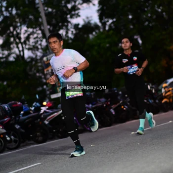Runner Photo 4099381