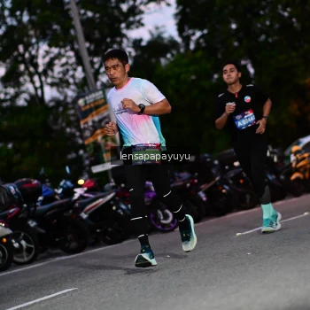 Runner Photo 4099382