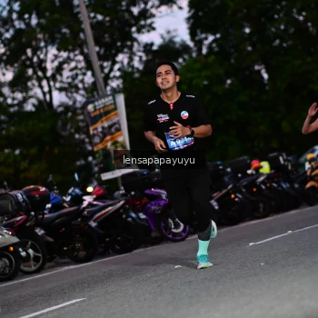 Runner Photo 4099386