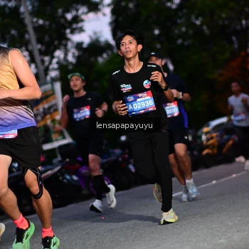 Runner Photo 4099399