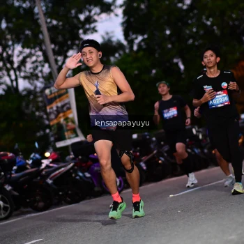 Runner Photo 4099408