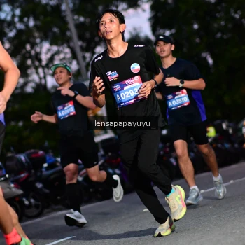 Runner Photo 4099413