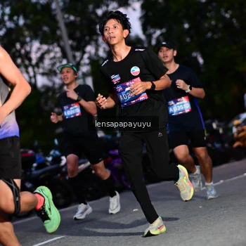 Runner Photo 4099417