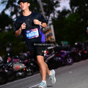 Runner Photo 4099419