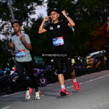 Runner Photo 4099424