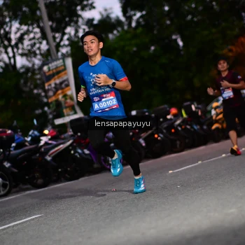 Runner Photo 4099436