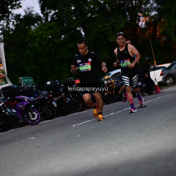 Runner Photo 4099450