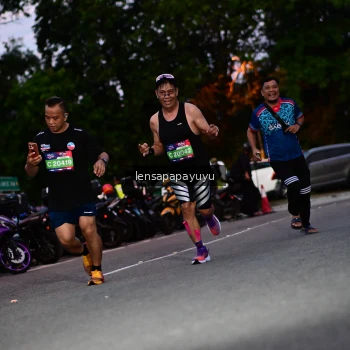 Runner Photo 4099462