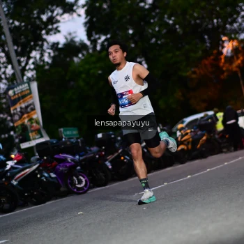 Runner Photo 4099472