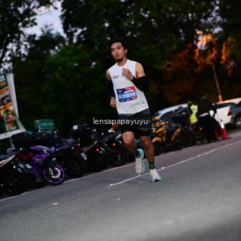 Runner Photo 4099473