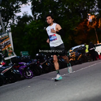 Runner Photo 4099476
