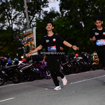 Runner Photo 4099502