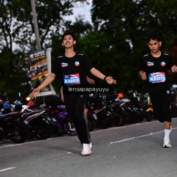 Runner Photo 4099504