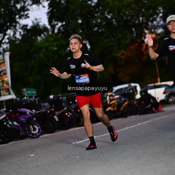 Runner Photo 4099515